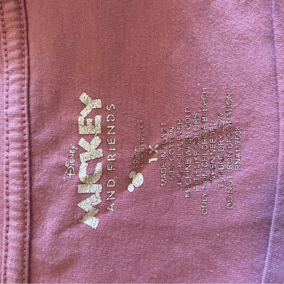 Pink Disney Shirt - 1X - Mickey, Minnie, Pluto, Donald, Daisy, Goofy. - Picture 3 of 4